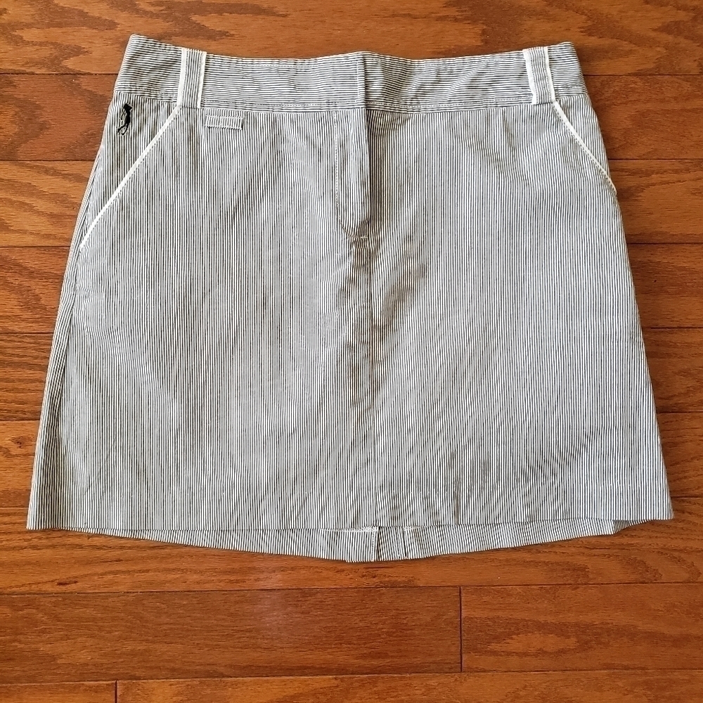 IZOD Golf Classic Pinstripe Skort Blue White Sz 6 Athleisure Stretch Sporty